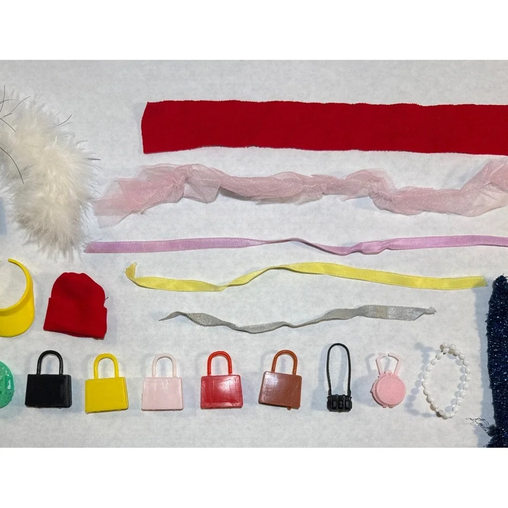 Vintage Lot of Barbie/Barbie Clone Accessories Assorted 27 Pieces BB15-1